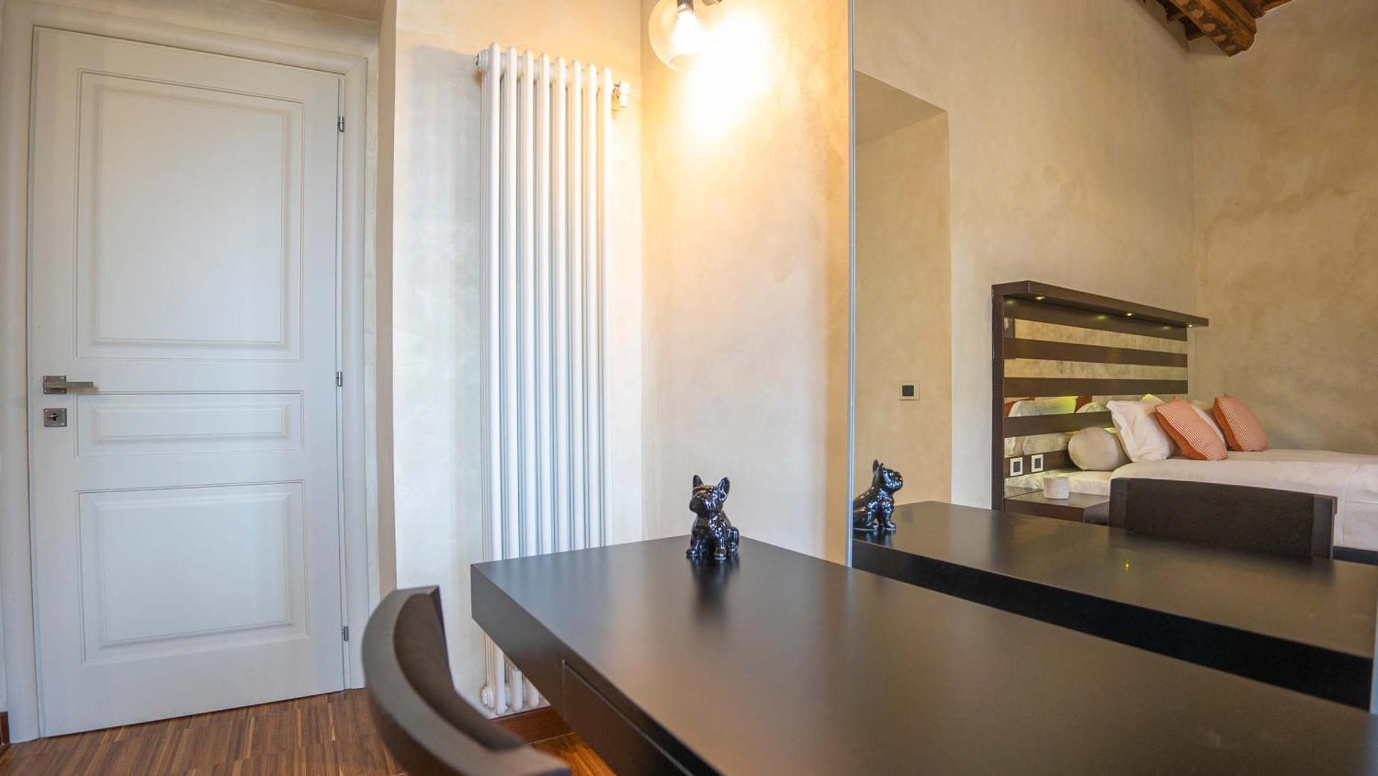 Piazza Venezia Charming Apartments With View Rome Exterior photo