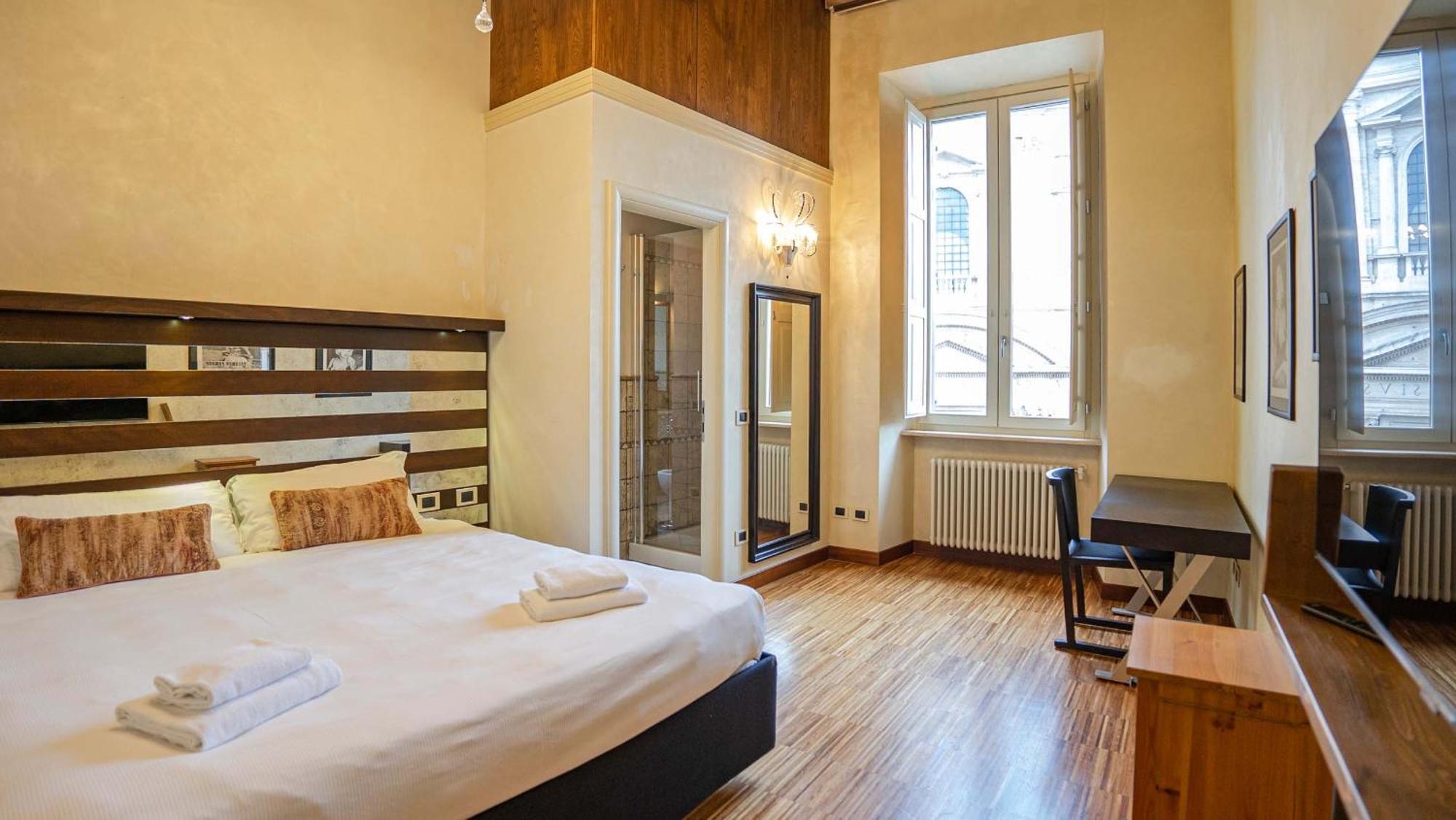 Piazza Venezia Charming Apartments With View Rome Exterior photo